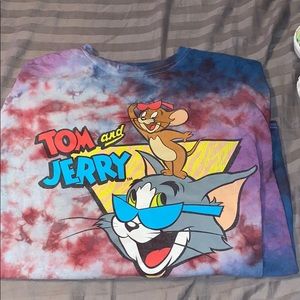 Tom & Jerry graphic tee